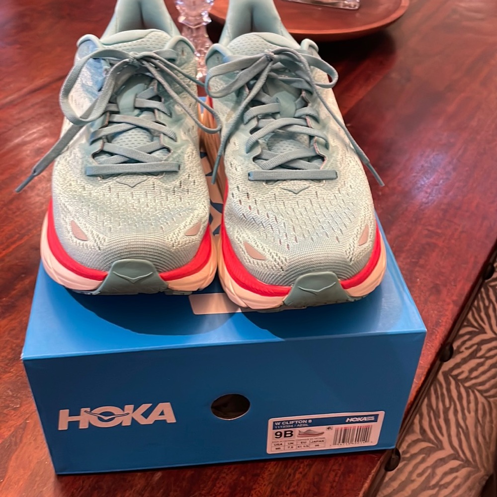 Hoka one one